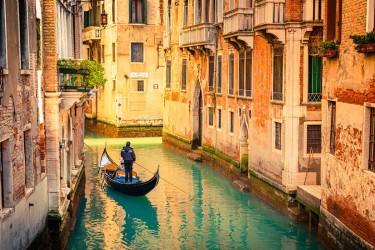 В Венеции отложили налог для туристов до сентября